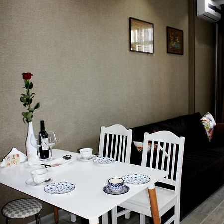 Batumi-Cozy Apartment Exterior photo